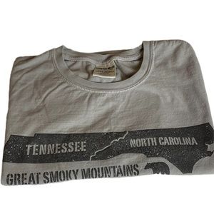 Great Smokey Mtns Tee—M